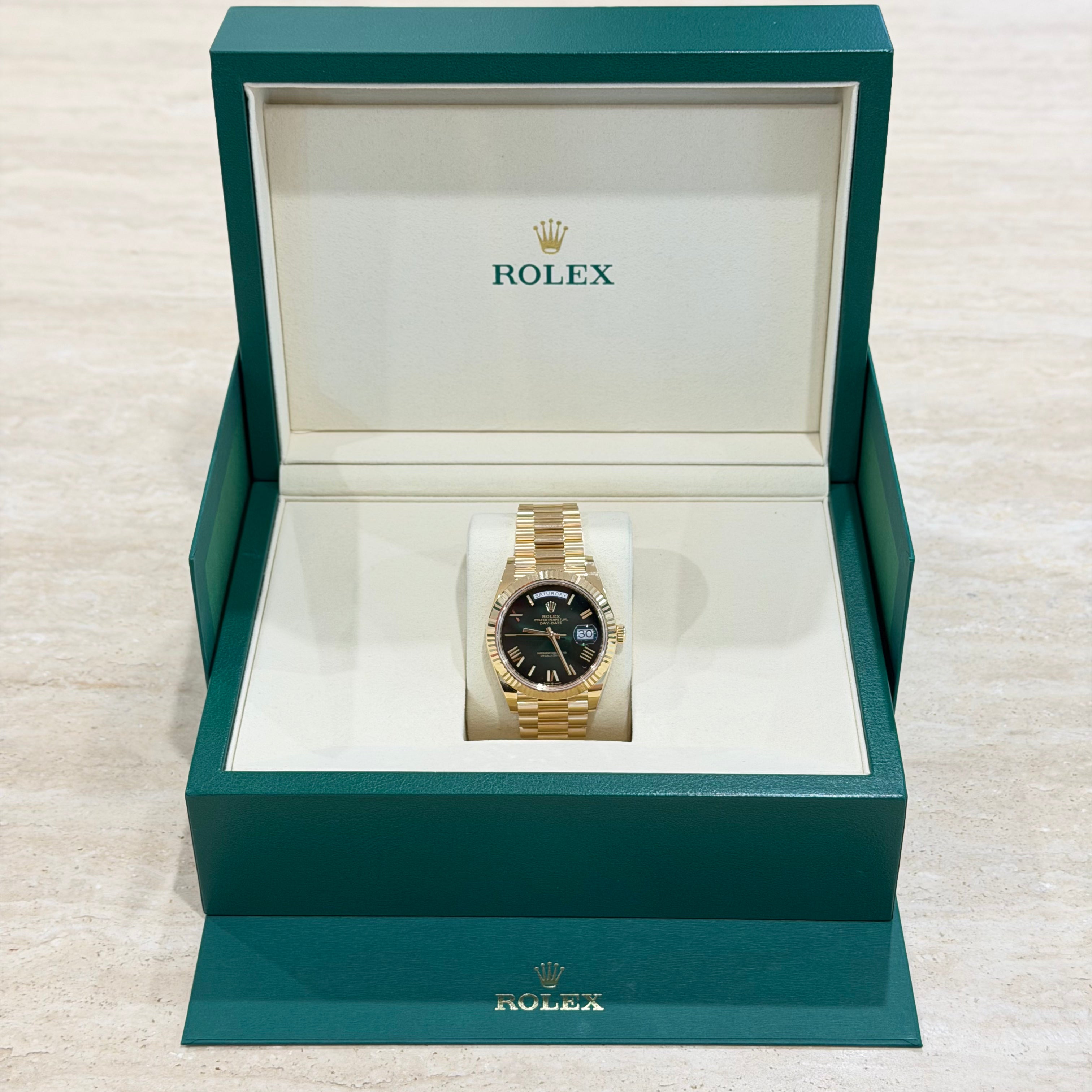 Rolex Day-Date 40 228238 Ombre Green Dial Full Set