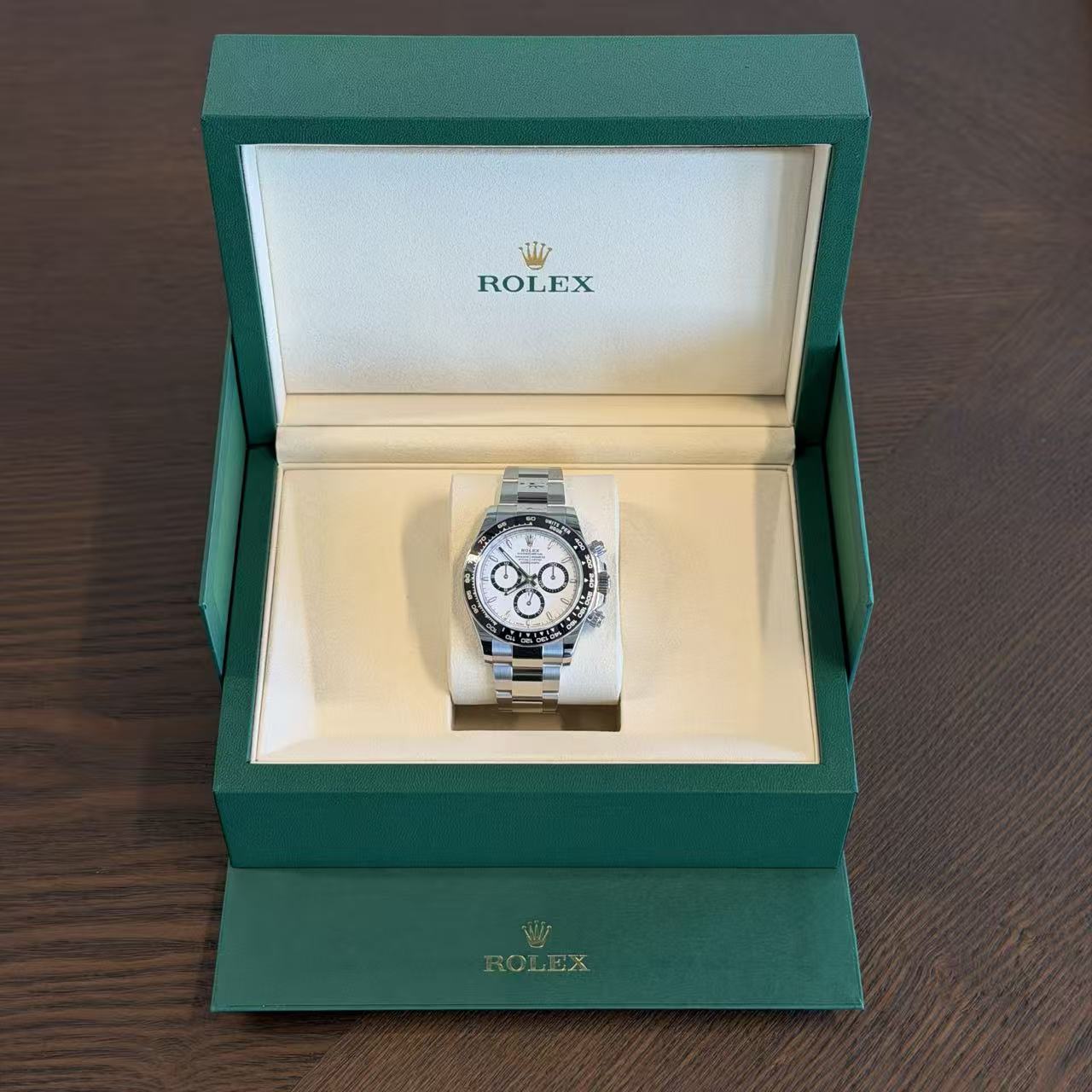 Rolex Cosmograph Daytona 126500 White Dial Full Set