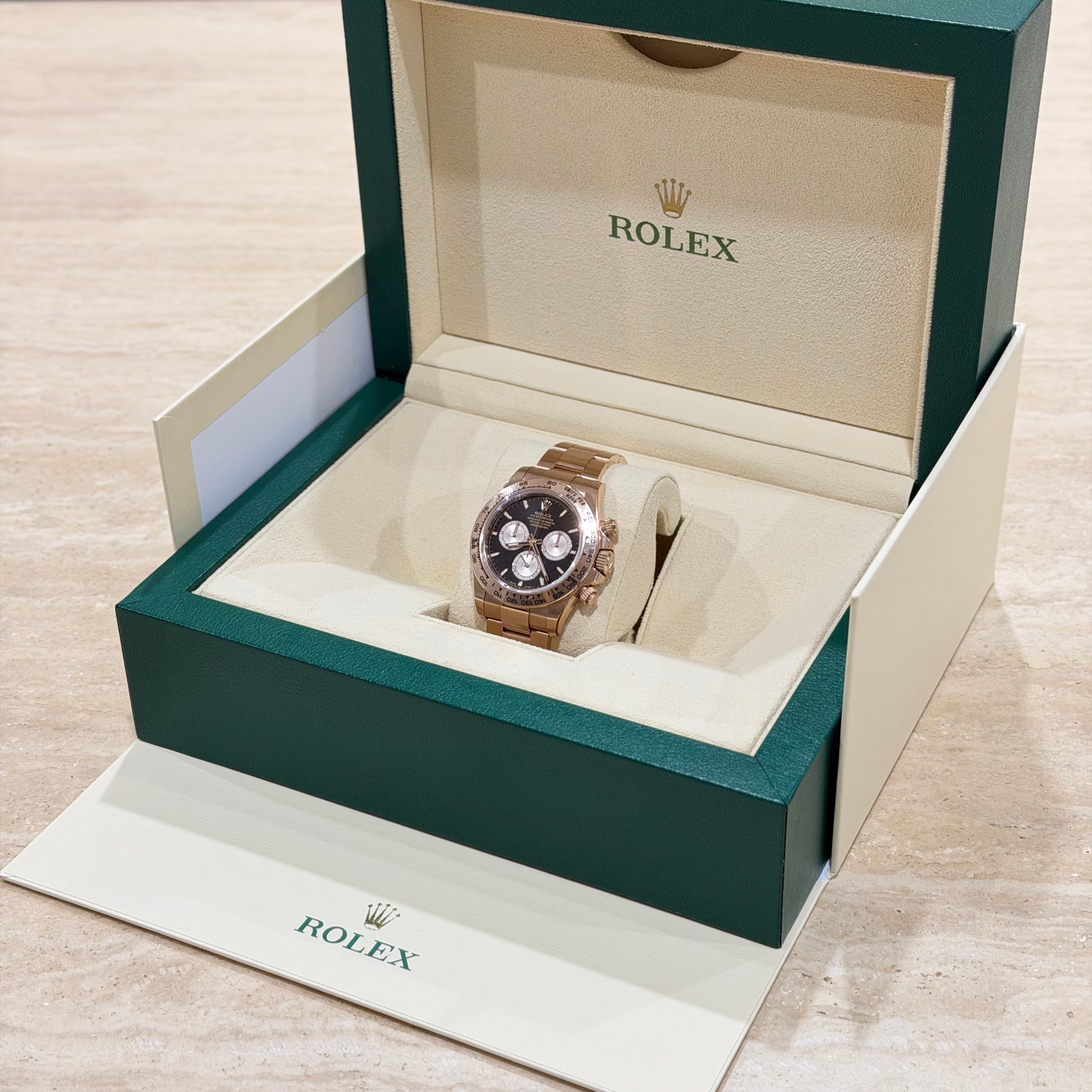 Rolex Cosmograph Daytona 126505 Black Dial Full Set