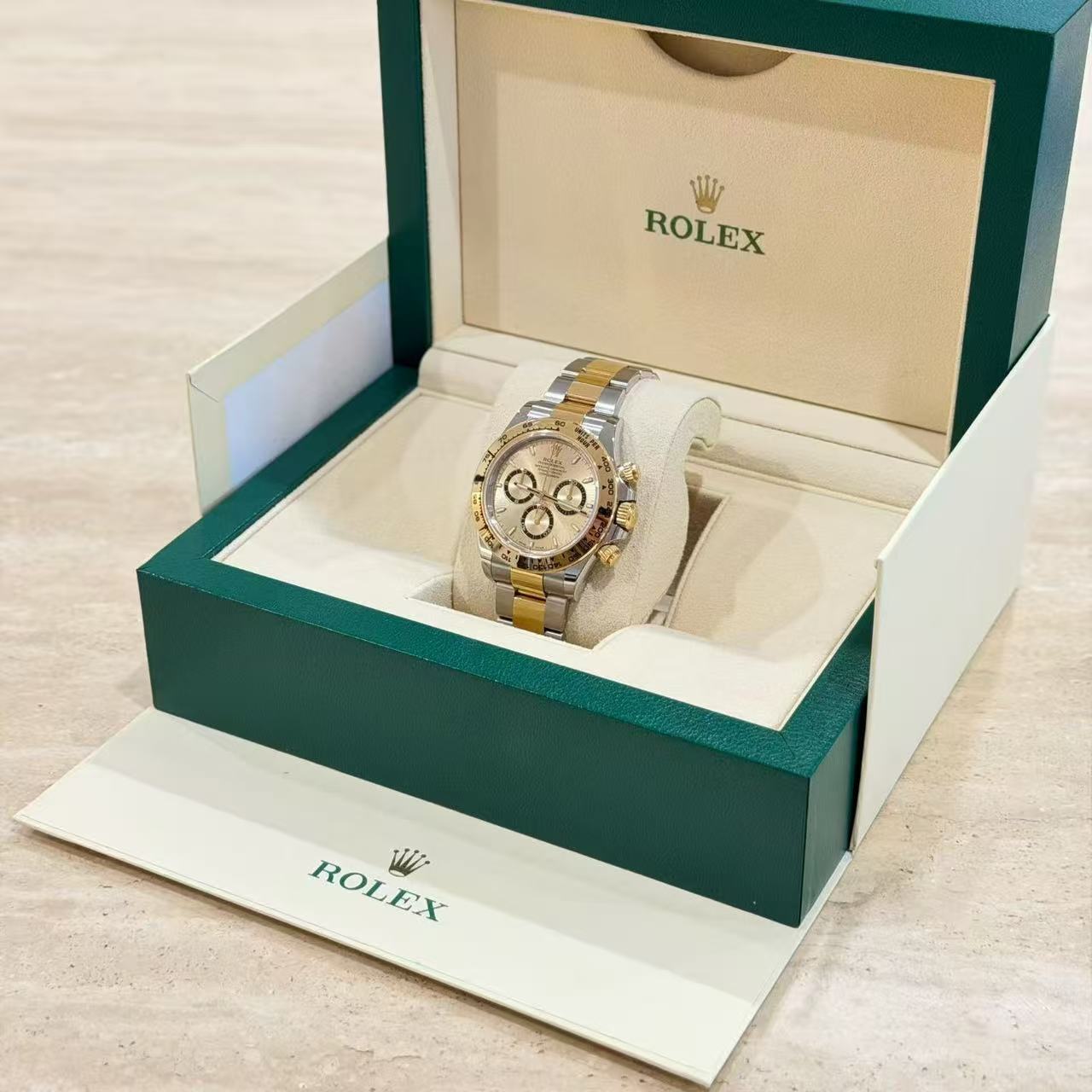 Rolex Cosmograph Daytona 126503 Champagne Dial Full Set