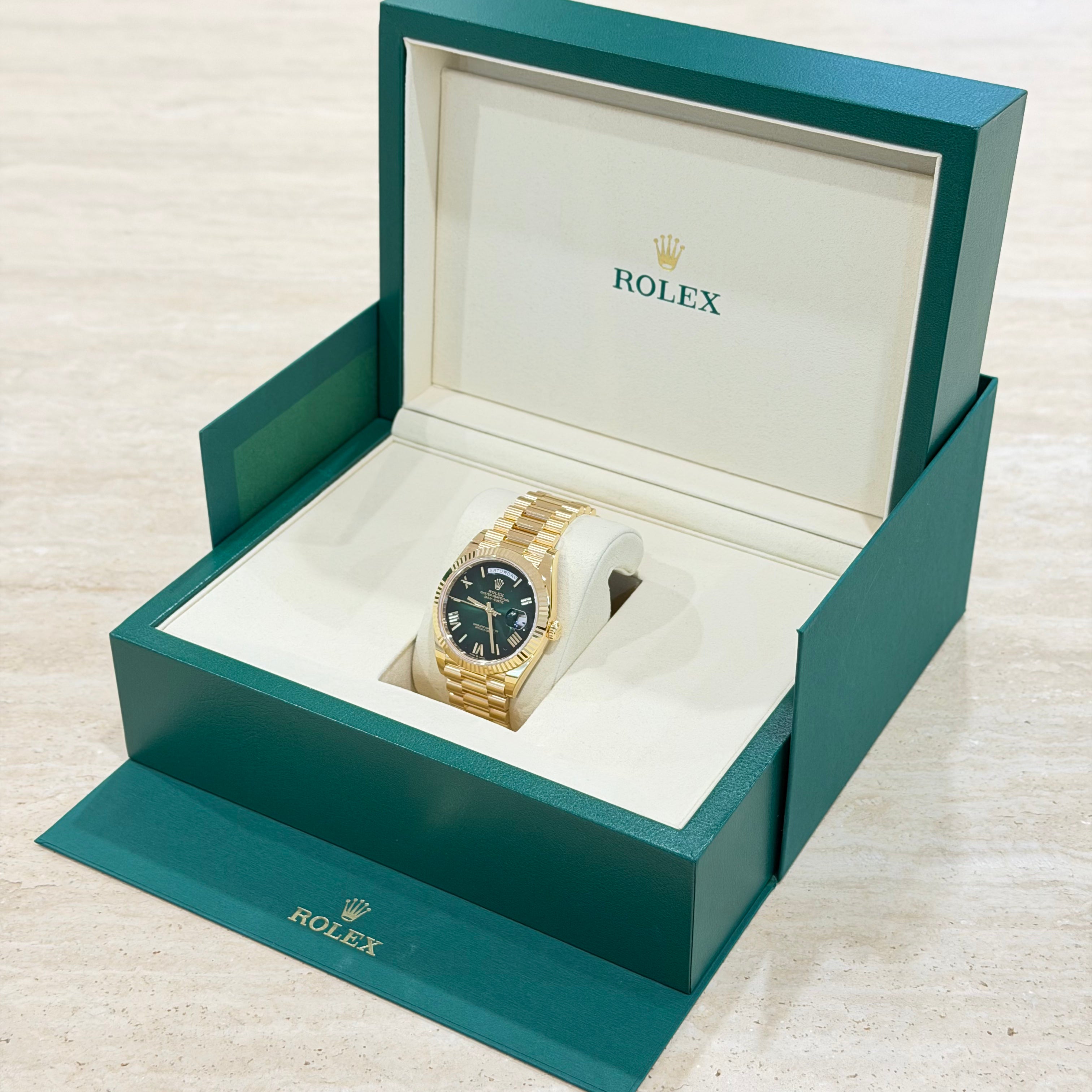 Rolex Day-Date 40 228238 Ombre Green Dial Full Set