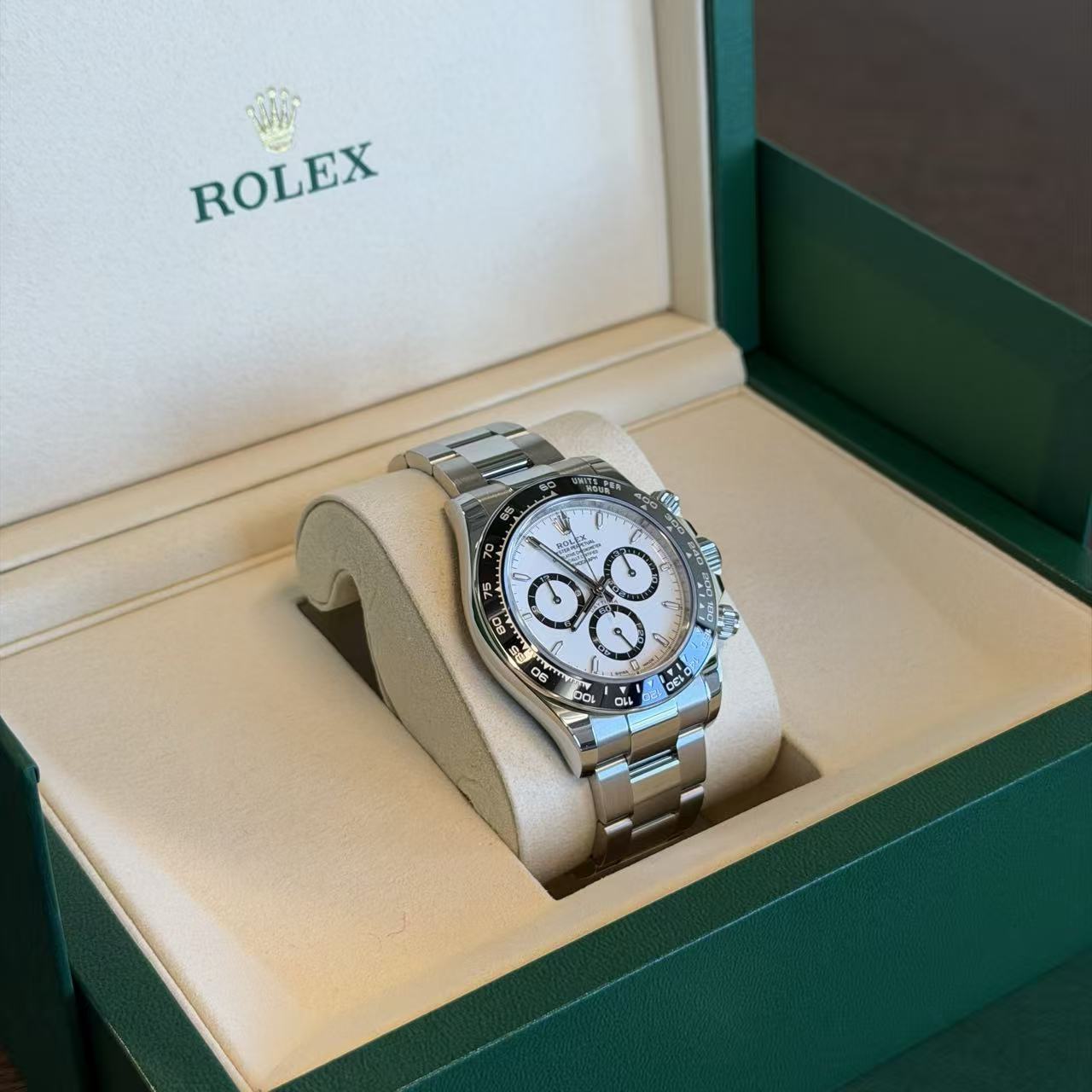 Rolex Cosmograph Daytona 126500 White Dial Full Set