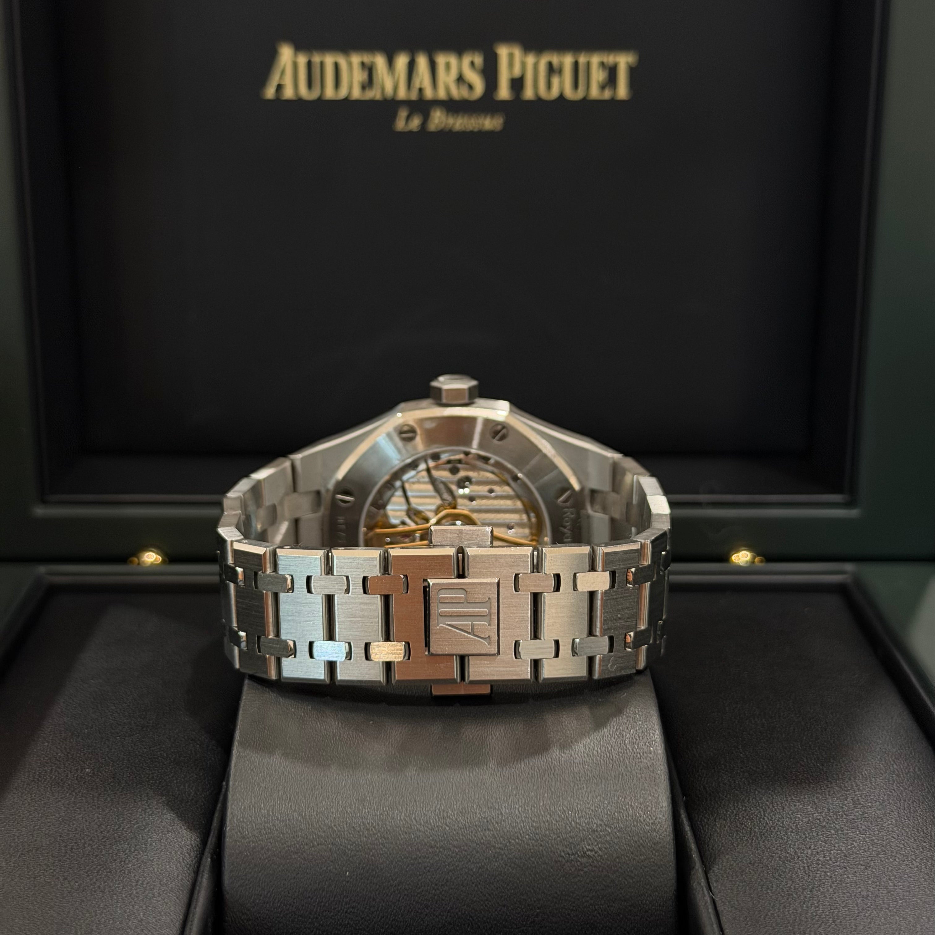 Audemars Piguet Royal Oak 15551ST Blue Dial Full Set