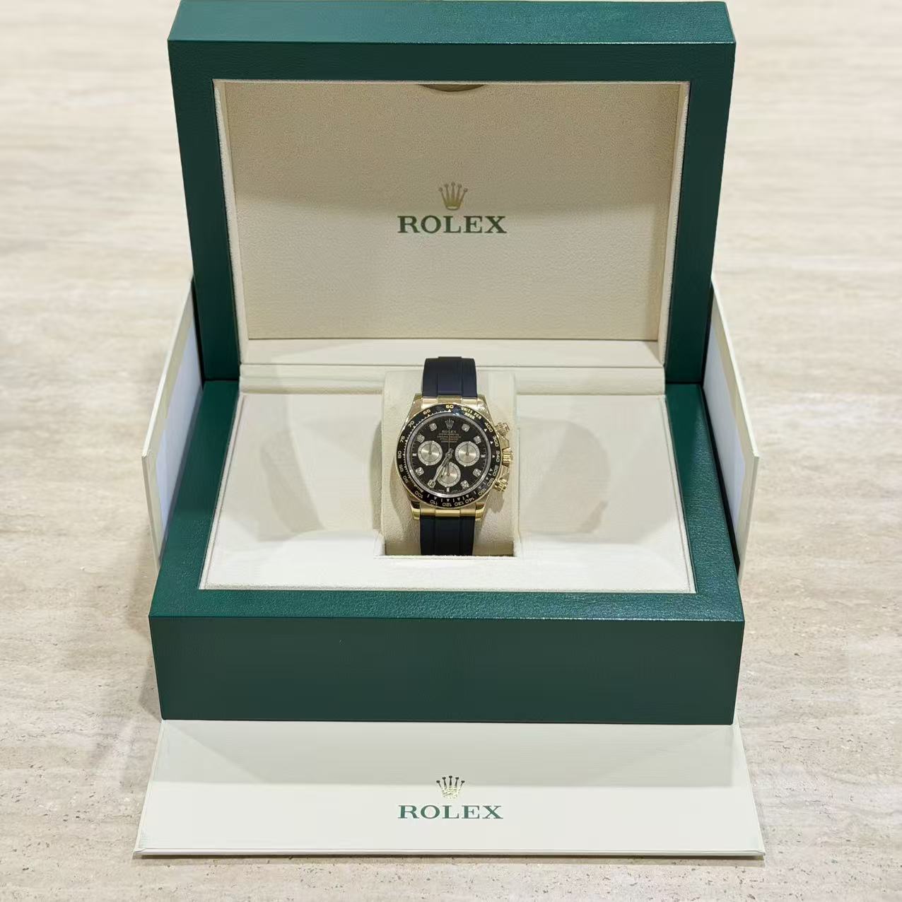 Rolex Cosmograph Daytona 126518LN Yellow Gold Black Dial Full Set