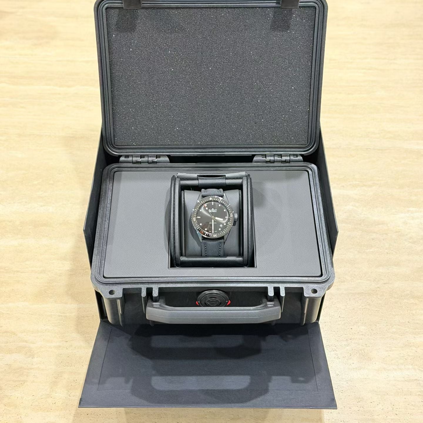 Blancpain Fifty Fathoms 5000 Black Dial Full Set
