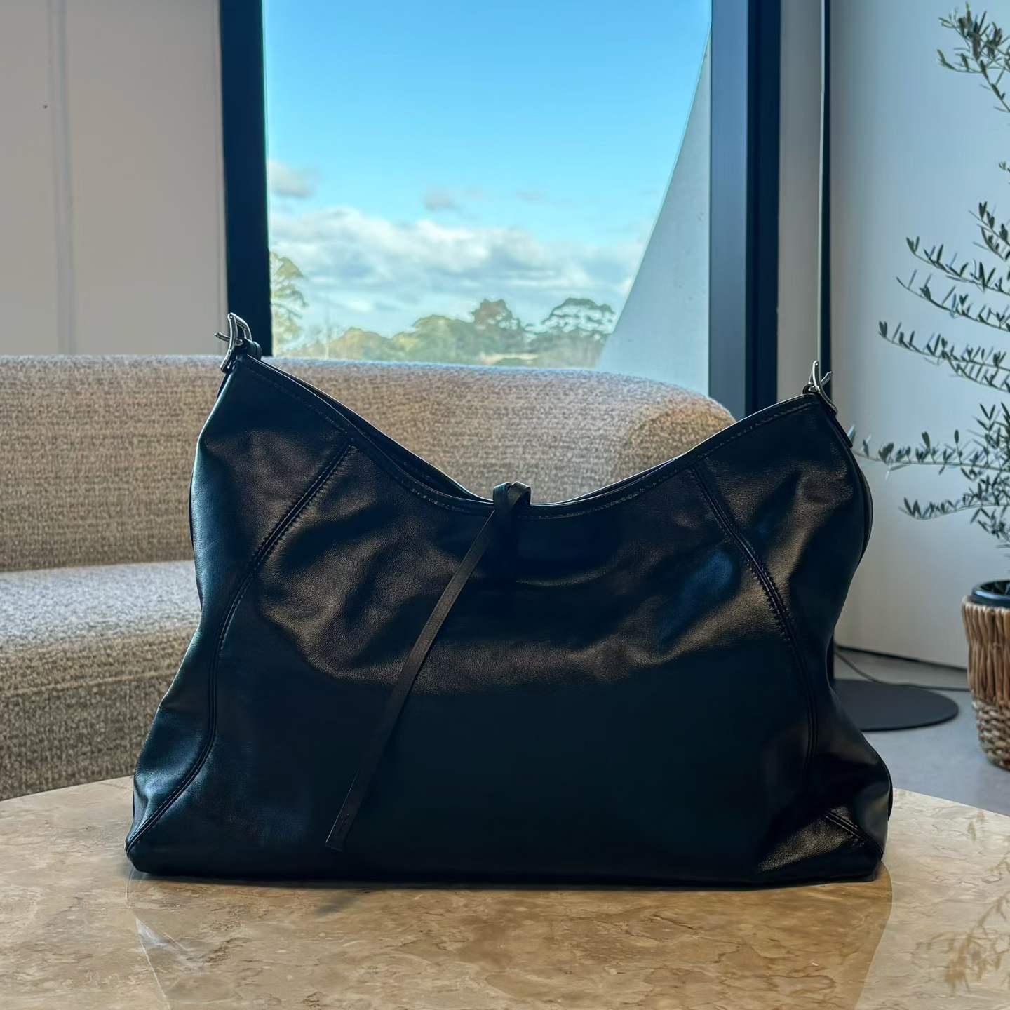 Louis Vuitton CarryAll Vibe MM Full Set