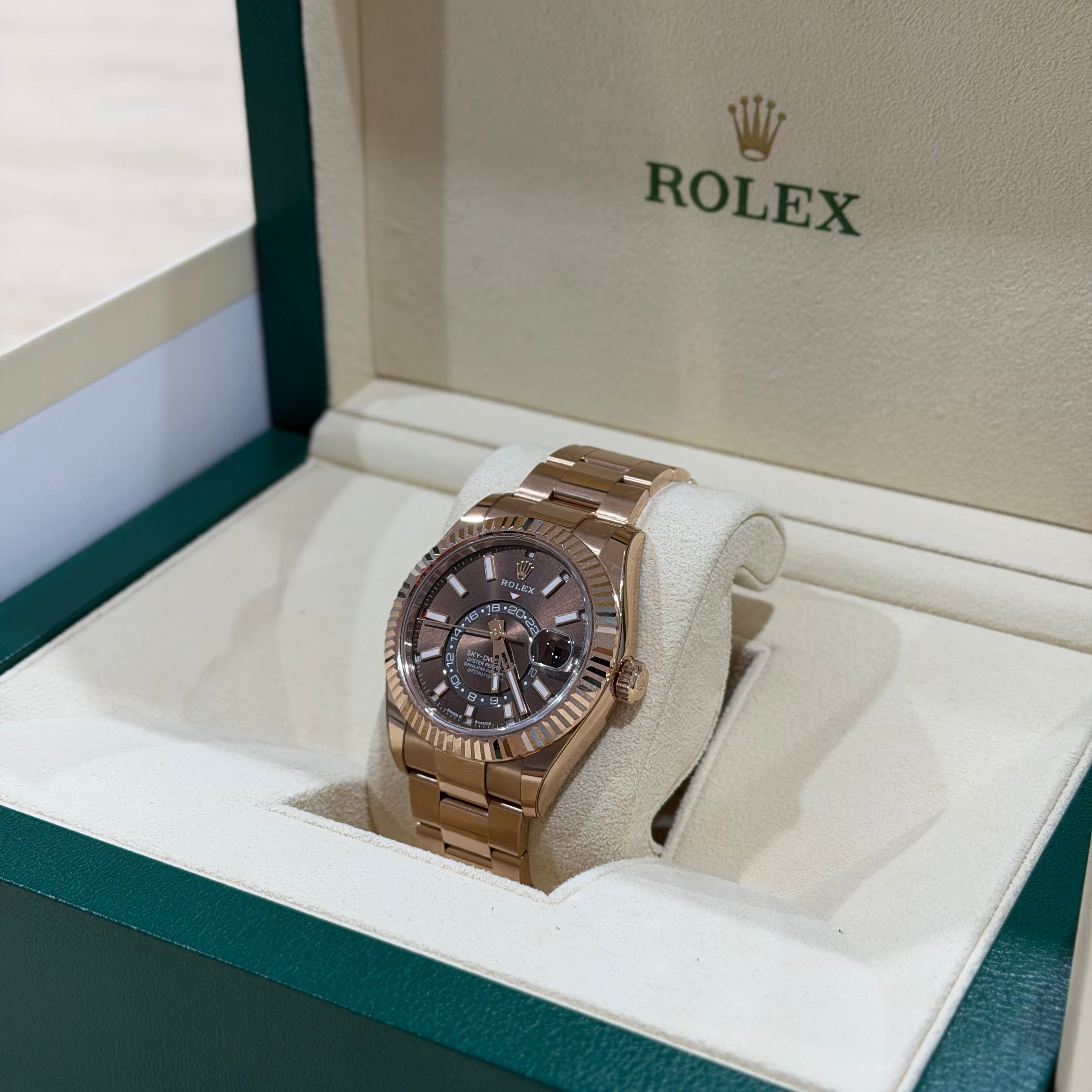 Rolex Sky-Dweller 336935 Everose Gold Chocolate Dial Full Set
