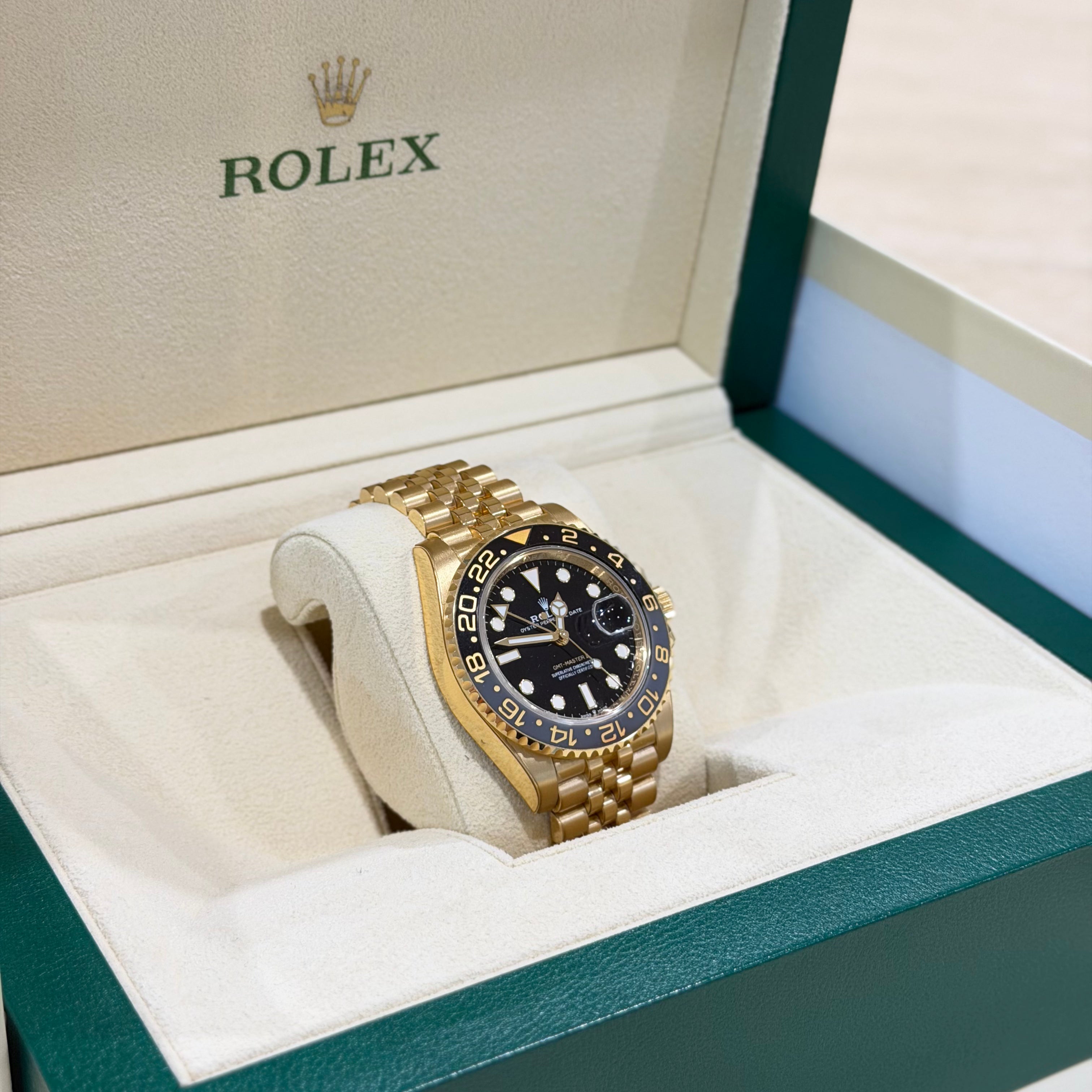 Rolex GMT-Master II 126718GRNR Yellow Gold Jubilee Full Set