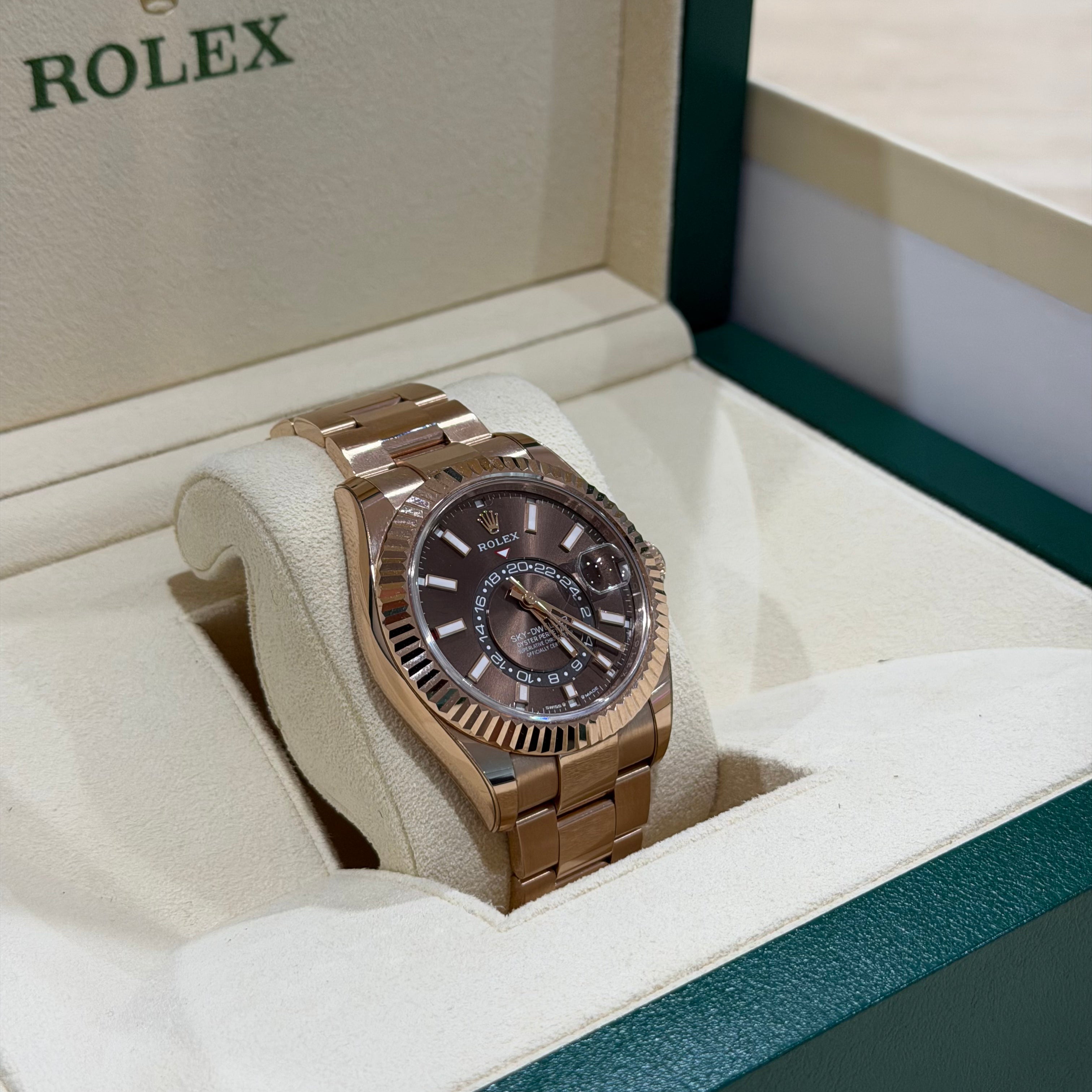 Rolex Sky-Dweller 336935 Everose Gold Chocolate Dial Full Set