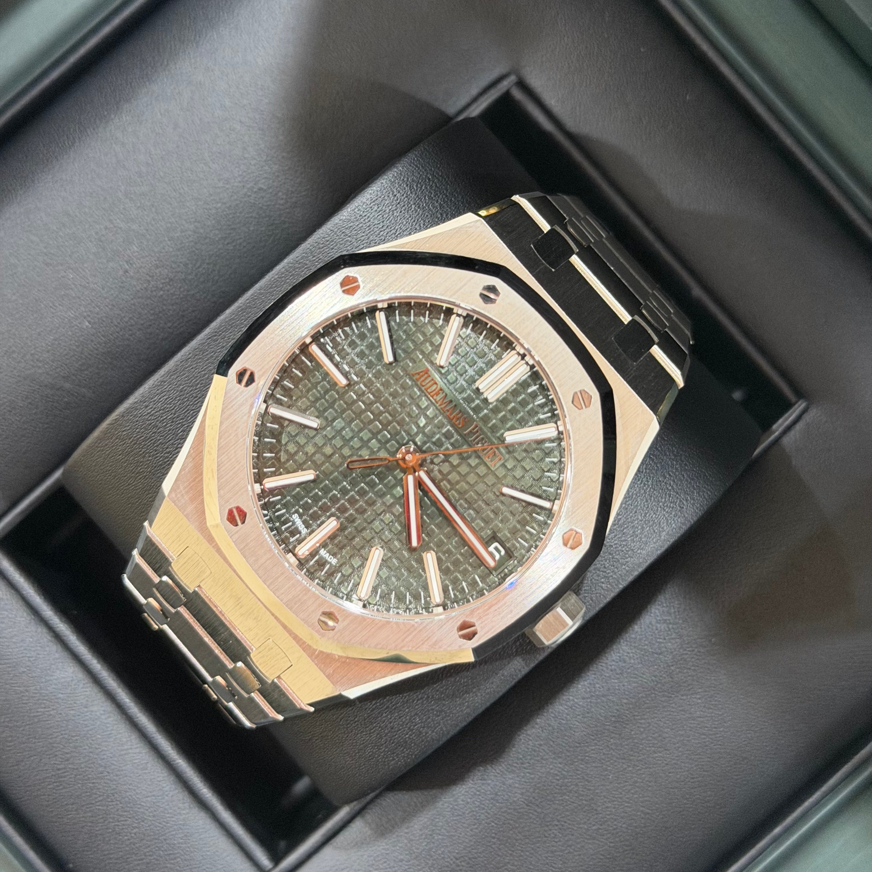 Audemars Piguet Royal Oak 15510ST Green Dial Full Set