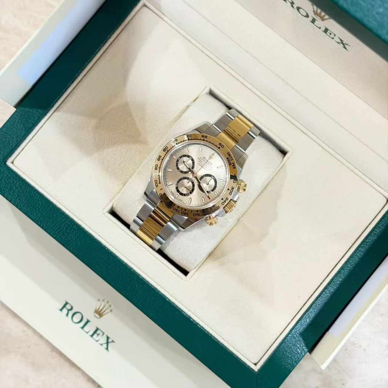 Rolex Cosmograph Daytona 126503 Champagne Dial Full Set