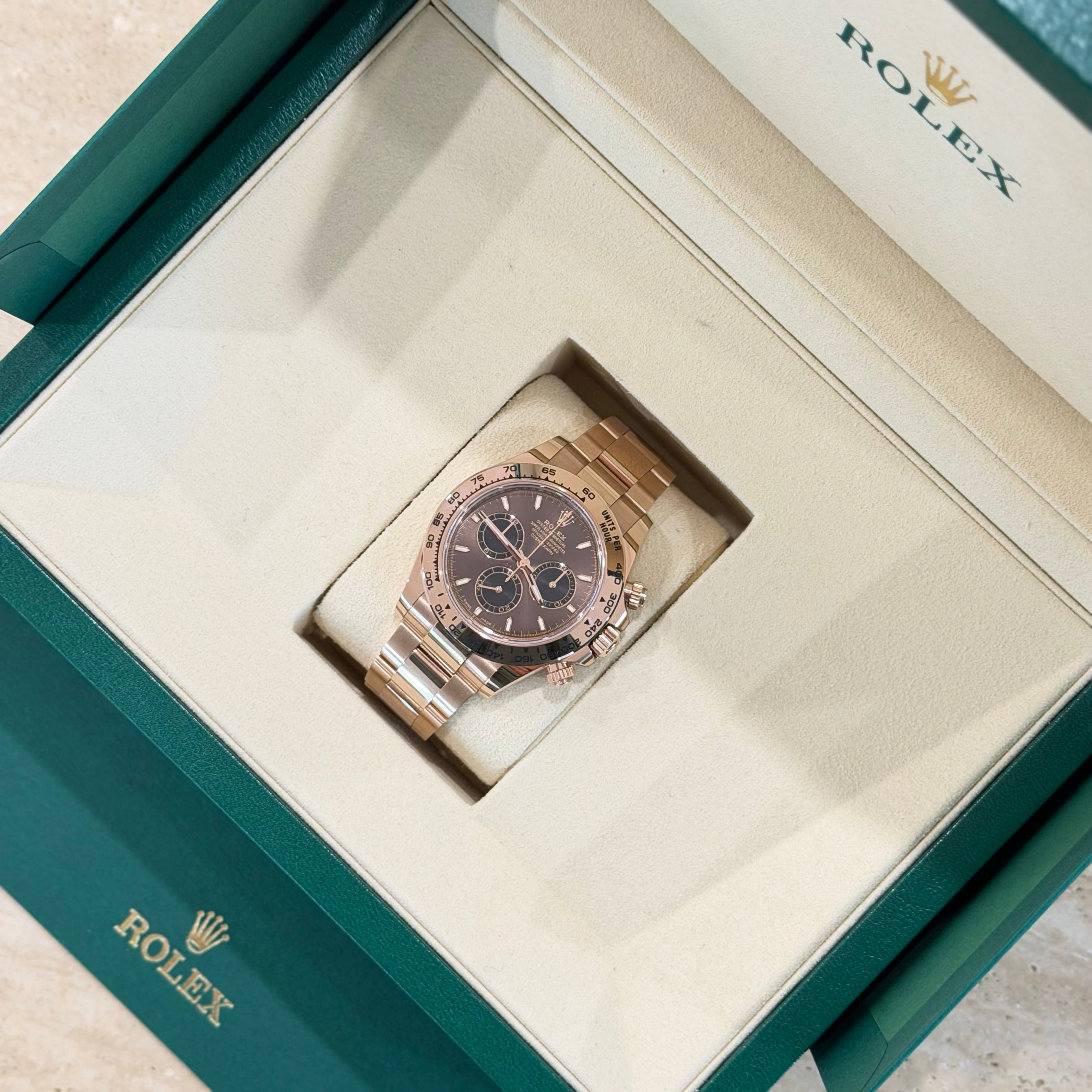 Rolex Cosmograph Daytona 126505 Chocolate Dial Full Set