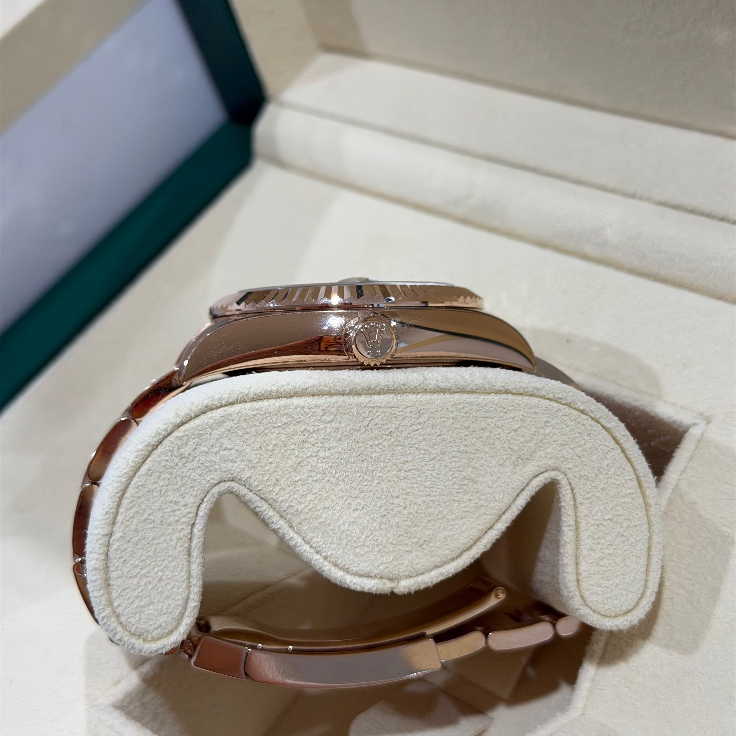Rolex Sky-Dweller 336935 Everose Gold Chocolate Dial Full Set