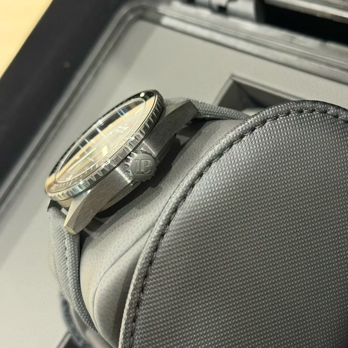 Blancpain Fifty Fathoms 5000 Black Dial Full Set